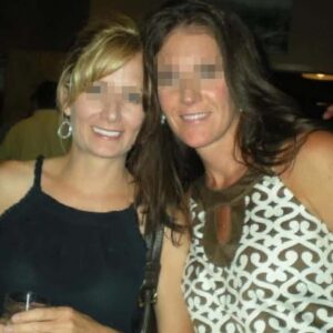 Femme cougar de Sarcelles blonde aux courbes sensuelles seins fermes