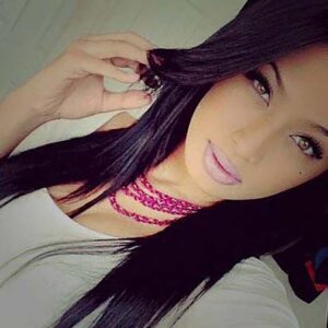 Plan cul bi Nice jolie brune aux yeux verts gros