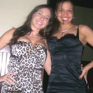 Plan cul gratuit a Toulon corps fin avec poitrine genereuse