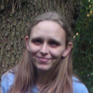 Plan q a Vire poitrine genereuse decollete seduisant et silhouette