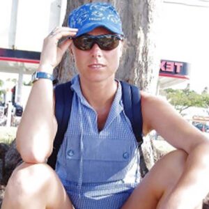 Rencontre sexe a Paris femme aux gros seins et cuisses