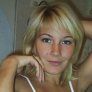 Rencontre sexe plan cul Soissons femme blonde au decollete visible