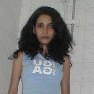 annonce rencontre Bar le Duc femme a poitrine genereuse sous t shirt bleu