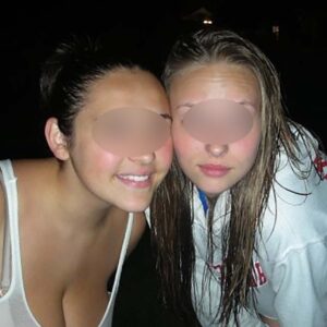 plan q a Tarnos poitrine genereuse et forme pulpeuse seduisantes naturellement 2