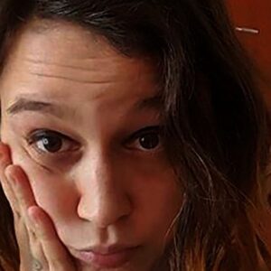 plan sexe Istres silhouette feminine en lingerie fine 2