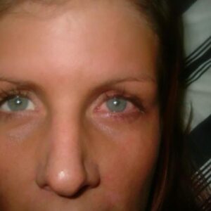 rencontre coquine Niort jeune etudiante blonde yeux bleus 2