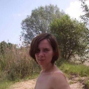 Plan cul Bourg en Bresse ma poitrine naturelle pulpeuse et mon ventre